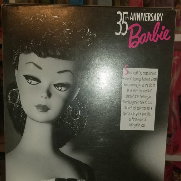 1993 35th Anniversary Barbie Brunnette NIB - Picture 3 of 10